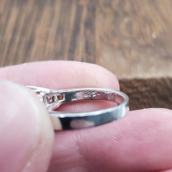 Size 5.5 925 Sterling Silver Beautiful Pink And Clear CZ Gems Ring - Picture 6 of 9